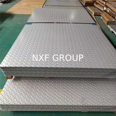 Q235 Ss400 A36 Checkered Steel Plate Hot Rolled Diamond Stainless Checkered Steel Sheet for Ship Plate 2mm 10mm Thickness